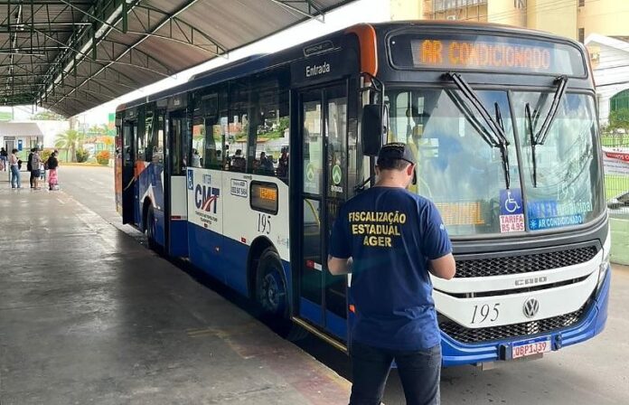 Estrangeiros devem apresentar documento oficial válido no Brasil para embarques em ônibus intermunicipais no Mato Grosso