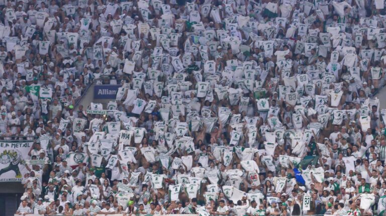 Justiça condena membros de organizada do Palmeiras que invadiram Academia de Futebol