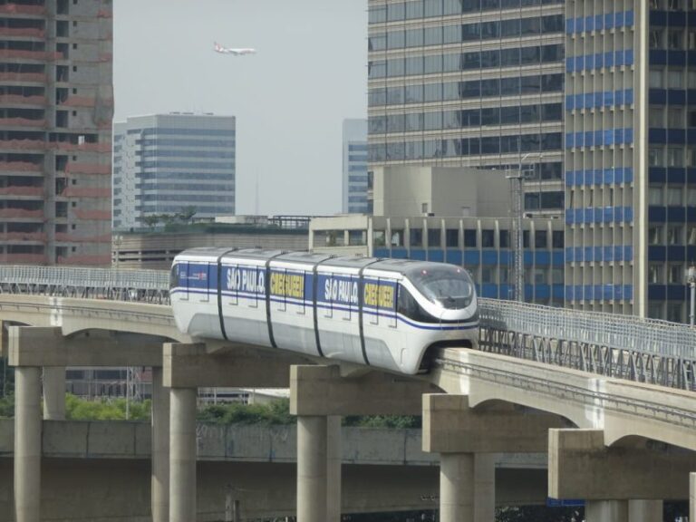 Linha 17-Ouro de monotrilho soma 44,4 mil passageiros na primeira semana de operação