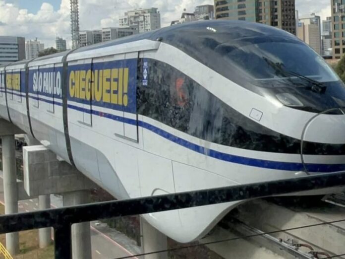 Linha 17-Ouro funciona normalmente nesta segunda (20). Início da operação foi adiado por falha de energia