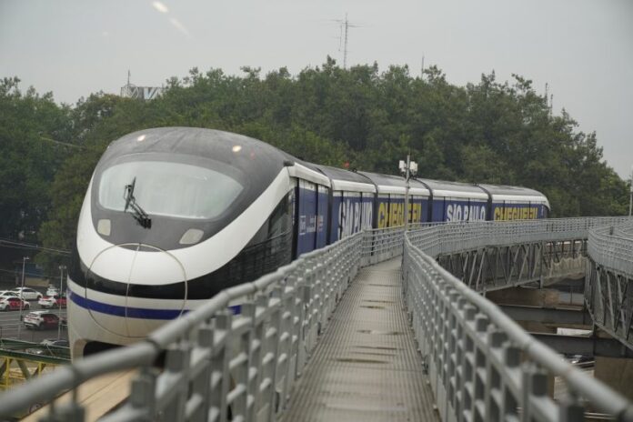 Linha 17-Ouro tem problemas, opera parcialmente e PAESE é acionado nesta terça-feira (28)