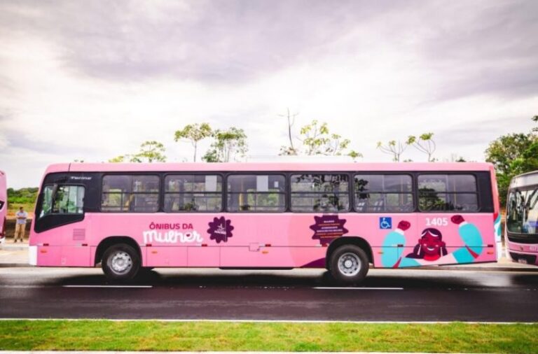Maceió (AL) inicia operação de linhas exclusivas para mulheres no transporte coletivo urbano