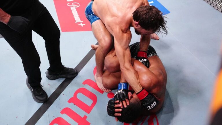 Rafael Macapá é dominado por rival e se complica no UFC após falha na balança