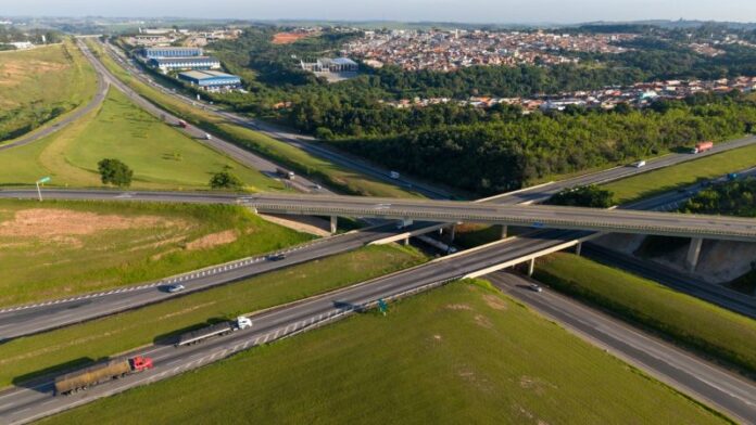 Rodovias do interior de SP terão cobertura 4G em 460 km com nova parceria entre Motiva e TIM