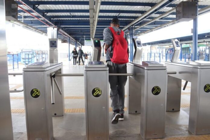 Sorocaba (SP) retoma passe livre estudantil e benefício deve alcançar 25 mil alunos a partir desta quarta-feira (29)