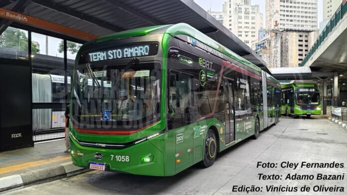 Sem “Corredor Verde”, ônibus diferenciado para projeto de Nunes já está fazendo linha na capital paulista