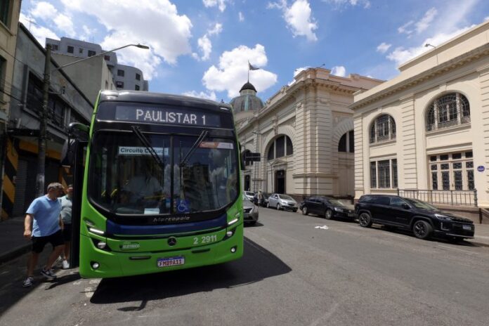 4ª Corrida da Enfermagem provoca mudanças nas operações de 29 linhas de ônibus na região do Ibirapuera, na zona Sul de São Paulo (SP), neste domingo (24)