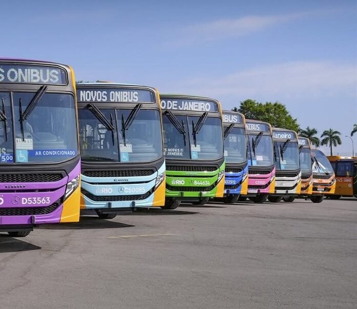 Com fim do pagamento em dinheiro nos ônibus municipais do Rio de Janeiro (RJ), prefeito Cavaliere anuncia que cartões de crédito, débito e PIX serão aceitos