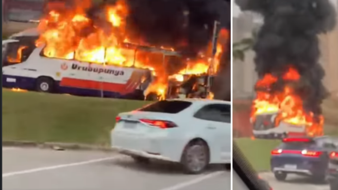 Ônibus da Urubupungá é destruído por incêndio em Alphaville, na região metropolitana de São Paulo, nesta sexta-feira (15)