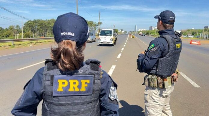 PRF registra queda de 60% nas mortes durante Operação Dia do Trabalho em São Paulo