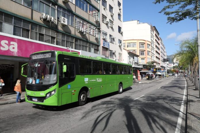 Usuários dos ônibus municipais do Rio poderão utilizar apenas cartão preto do BUC e BUM a partir de 30 de maio